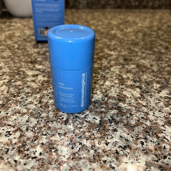 NWT! Dermalogica Daily Milkfoliant - Mini - Picture 3 of 3